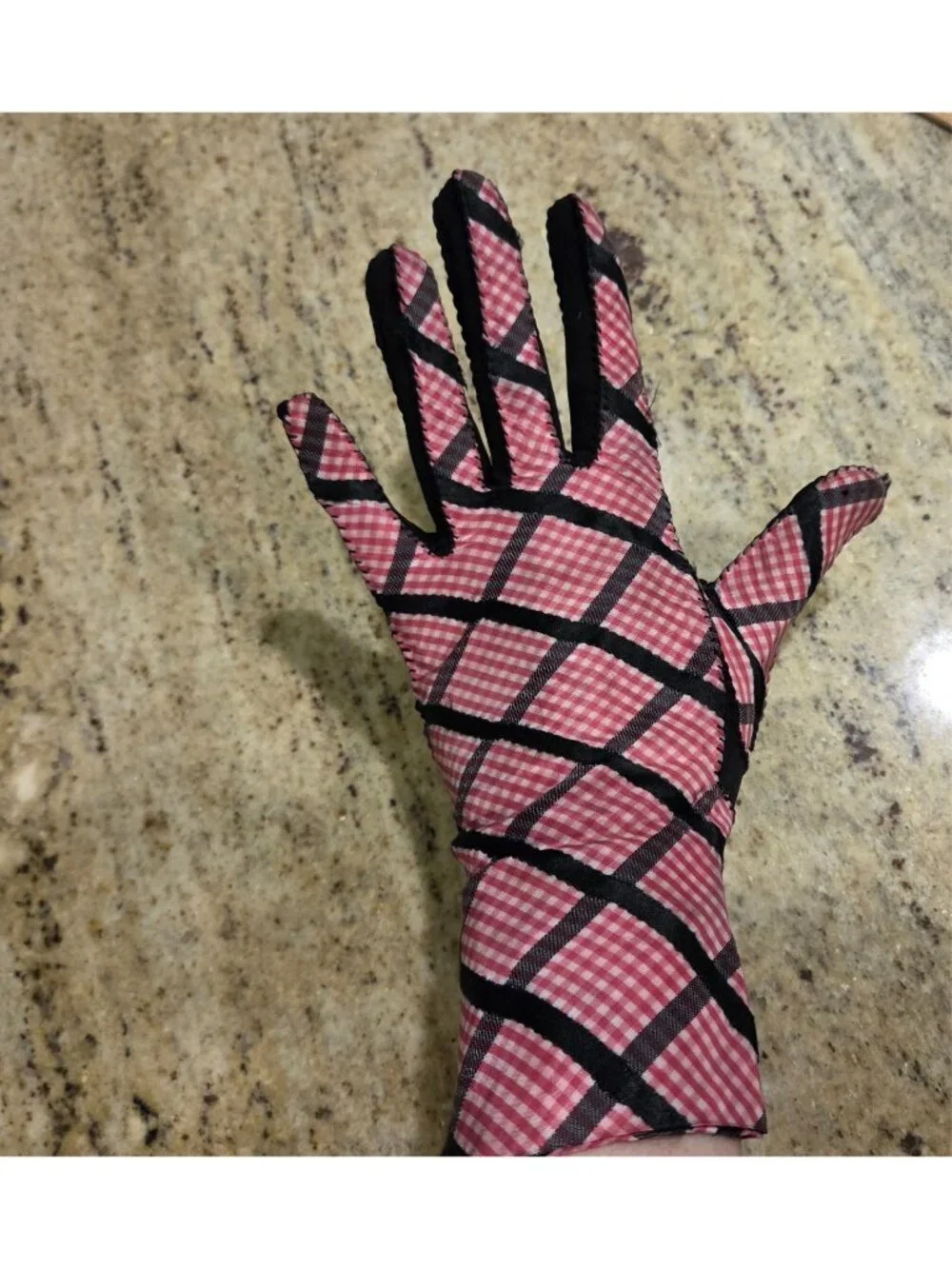 Vintage Womens Size L Pink Black Plaid Stretch Gloves Stretch *Hole Pinup